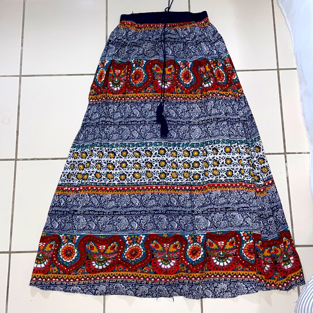 Boho maxi skirt. Size small